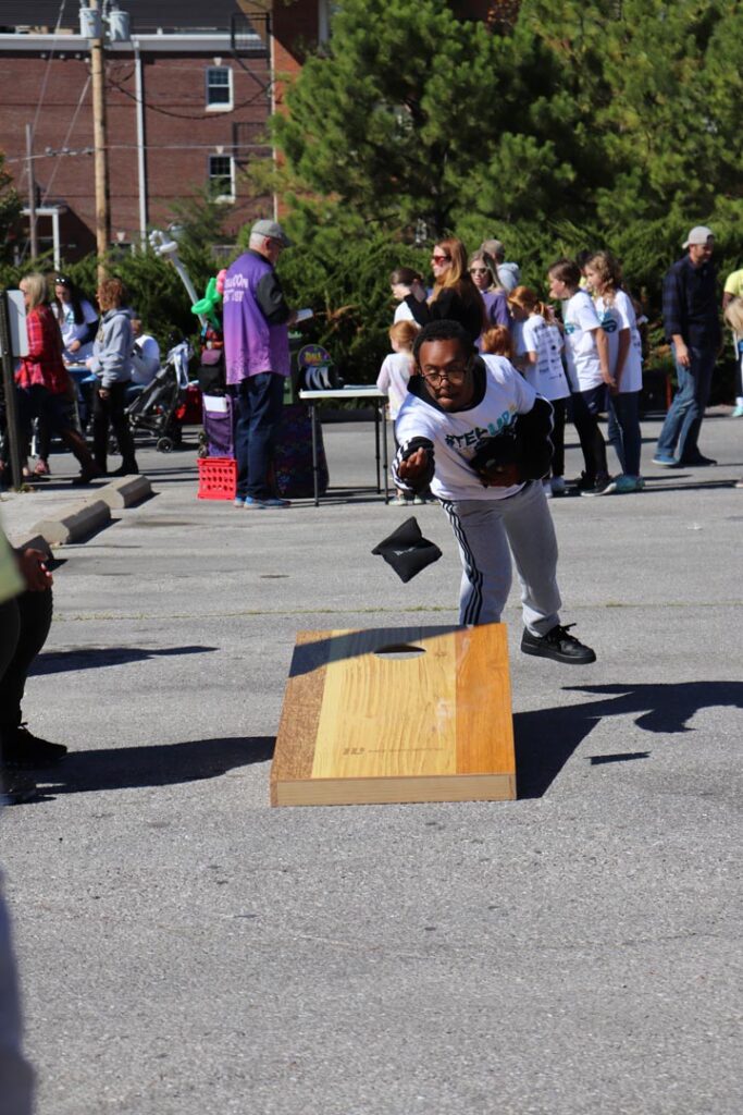 Guy Play Cornhole
